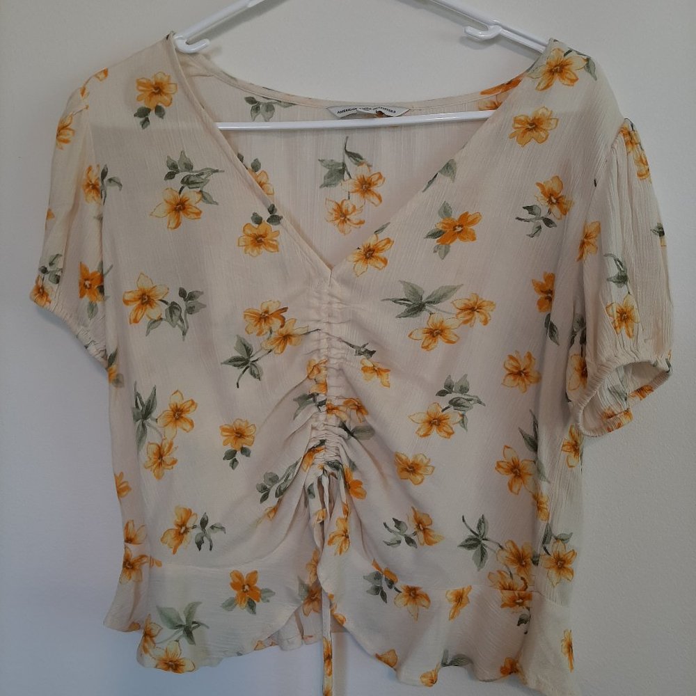 American Eagle Outfitters floral V-neck crop top